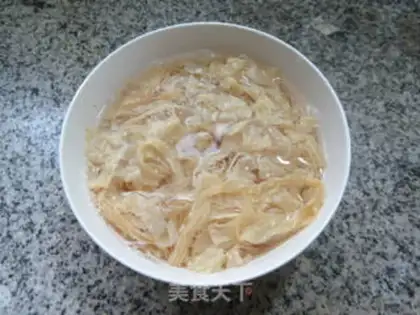 Make Onion fried tofu skin step 1