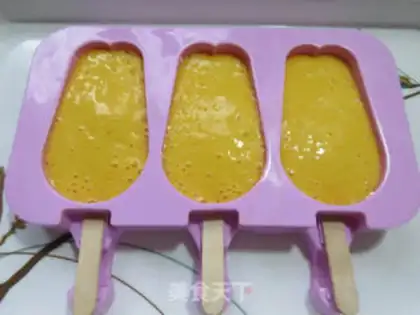 Make Mango popsicle ice step 5
