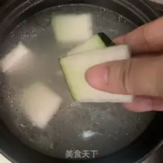 Make Pooh step 6
