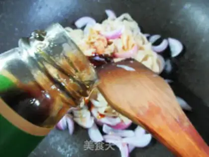 Make Onion fried tofu skin step 6