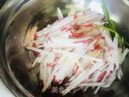 Make Pickled radish step 2