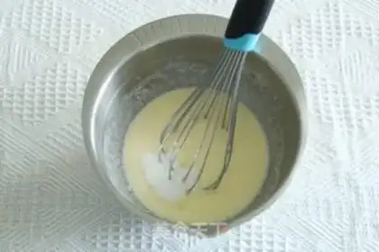Make Blueberry yogurt cake step 3