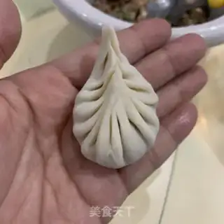 Make A deer, a mushroom, a fried dumpling step 8