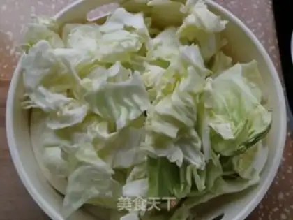 Make Tomato and cabbage step 0