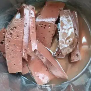 Make Garlic soy sauce step 0