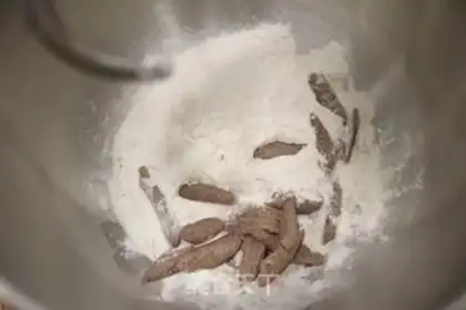 Make Black and wheat pasta step 1