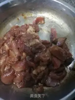 Make Garlic fried meat step 1