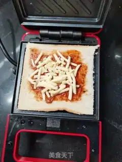 Make Cheese and heartbread step 1
