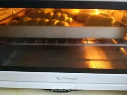 Make Caramel rolls step 7