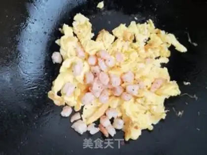 Make Shrimp fried eggs step 8