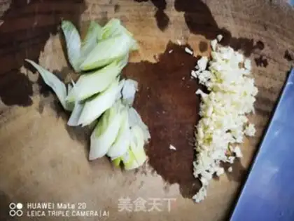 Make The cold hand tore the chicken step 3