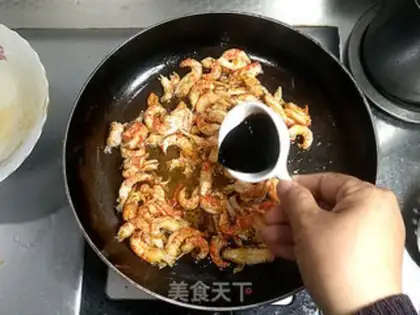 Make Crawfish noodles step 9