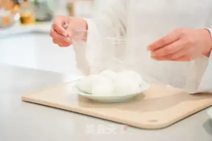 Make Coconut strawberry step 8