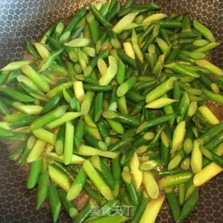 Make Cow and willow and garlic step 4