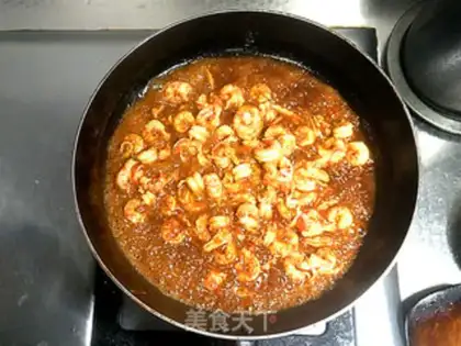 Make Crawfish noodles step 11