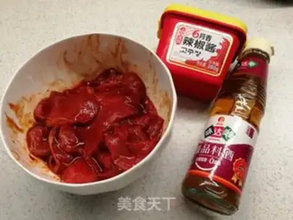 Make Fried beef rolls step 1