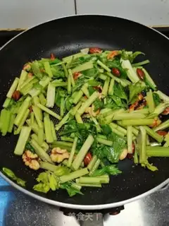 Make Nuts and celery step 2