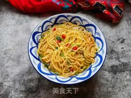 Make Spicy egg noodles step 9