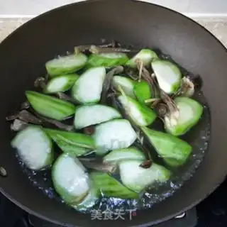Make The bouquet soup step 4