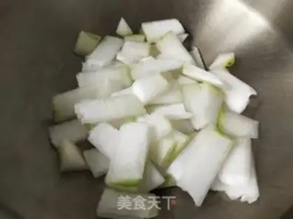 Make Flowers and melon soup step 2
