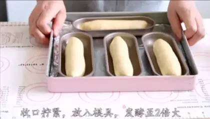 Make caterpillar bread step 15
