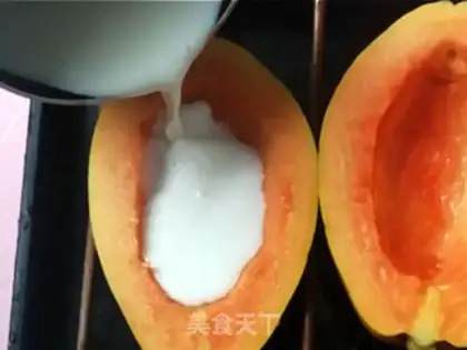 Make A white, powdered papaya step 3