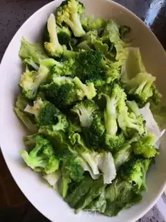 Make A salad with vinegar step 6