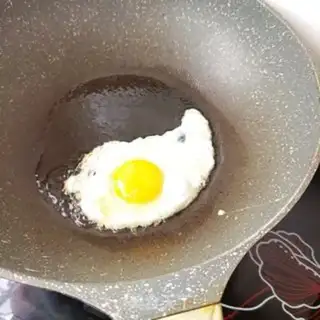 Make The side of the sauce step 1