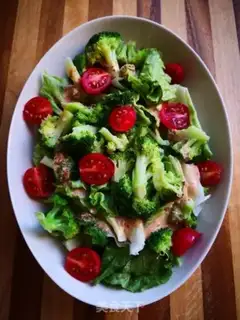 Make A salad with vinegar step 9