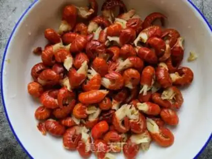 Make 13 fragrances of lobster tail step 0