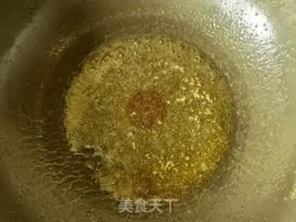 Make 13 fragrances of lobster tail step 3