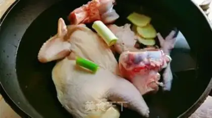 Make Corn bone chicken soup step 0