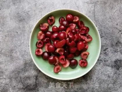 Make Cherry shakes step 1