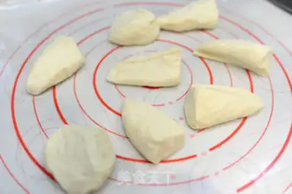 Make Garlic cheese bag step 5