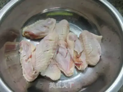 Make In the greasy wings step 3
