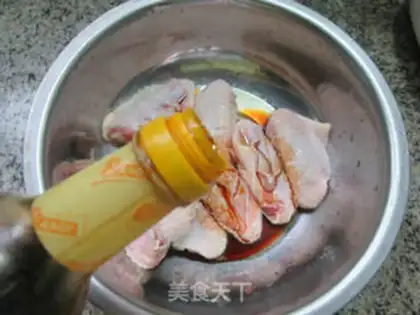 Make In the greasy wings step 5