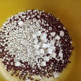 Make Red bean rice soup step 1