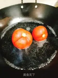 Make Tomato egg soup step 0