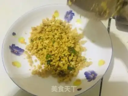 Make Egg fried fish seeds step 5