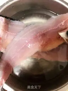 Make A fish dumpling step 2