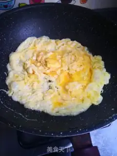 Make Scrambled eggs step 3