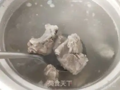 Make Pork soup step 0