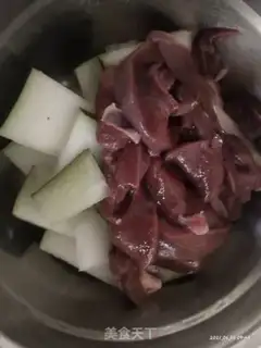 Make Skinny pork liver soup step 1