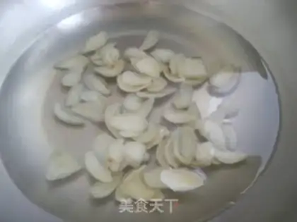 Make Lily