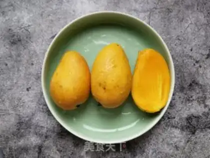 Make Coconut mango milkshake step 0