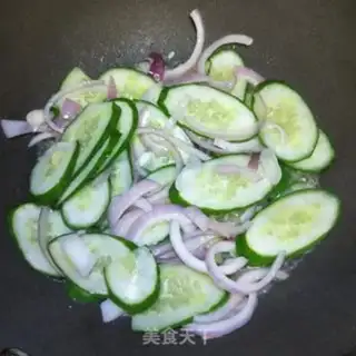 Make Eggs made from cucumbers step 6