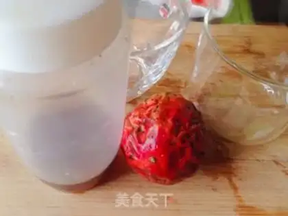 Make A bee of vanilla fruit step 0