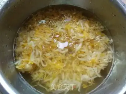 Make Sour sauce step 1