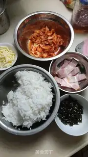 Make Pickle bacon cheese fried rice step 3