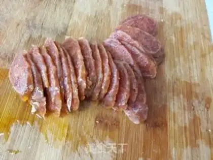 Make Four seasons of beans and sausage step 2